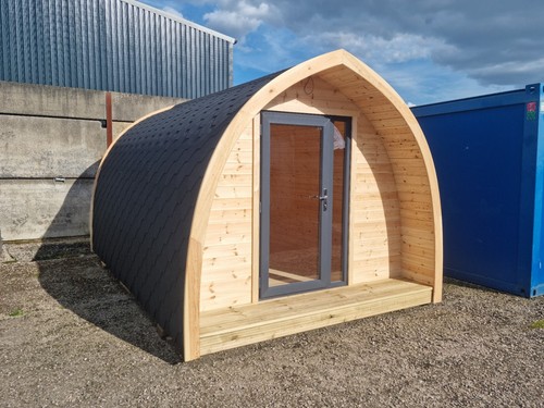 Glamping pod garden - pod, room